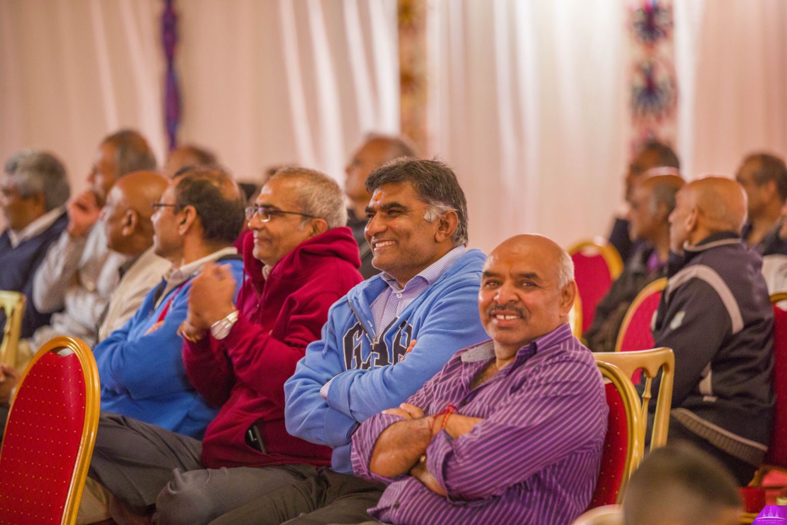 ©1987-2017 SKS Swaminarayan Temple East London